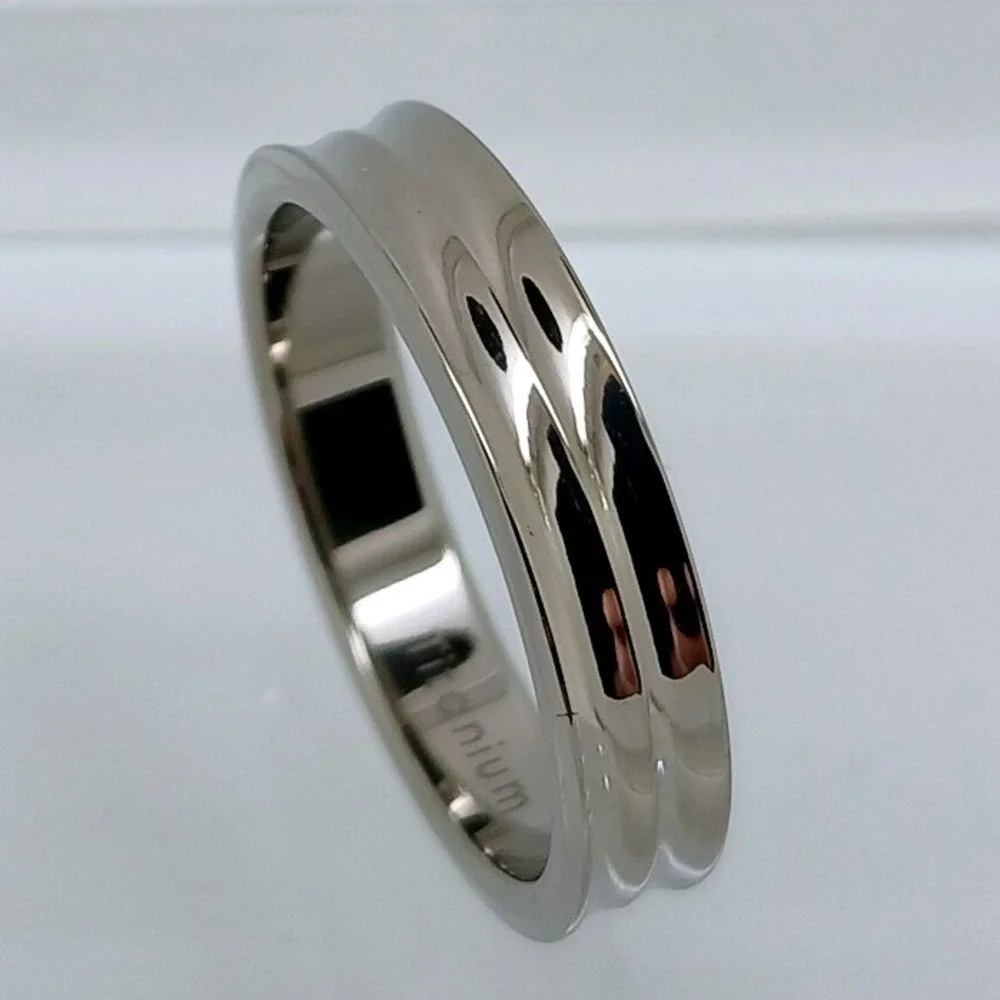 Vintage 1990s Titanium Ring Band Size 11 Silver Double Groove Concave 5mm NOS